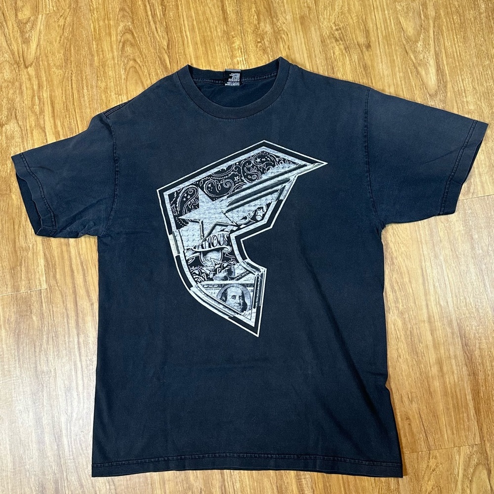 Famous stars and straps men’s shirt vintage large pre owned